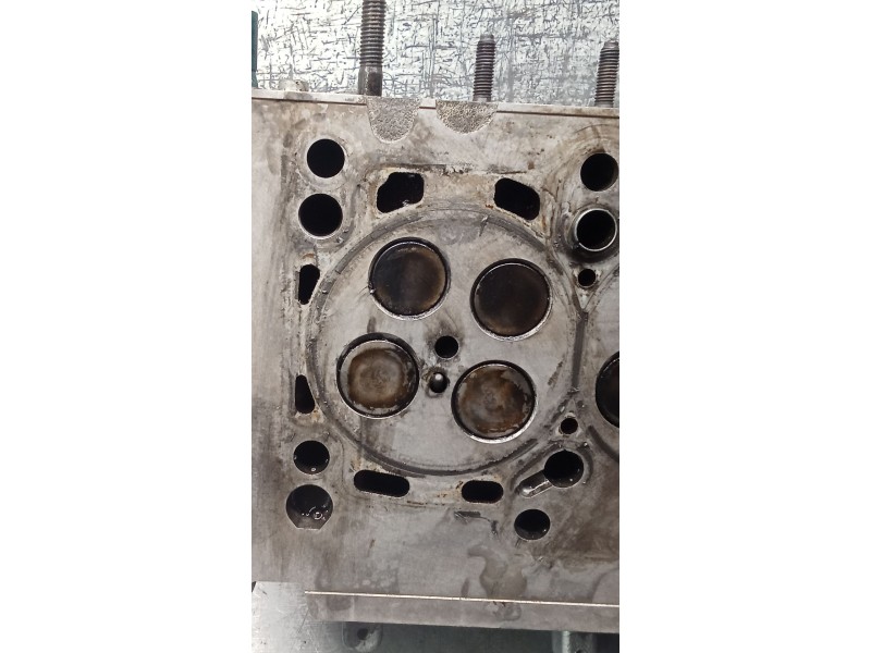 Recambio de culata para skoda rapid (nh3, nk3, nk6) 1.6 tdi referencia OEM IAM 03L103372A CAY 12