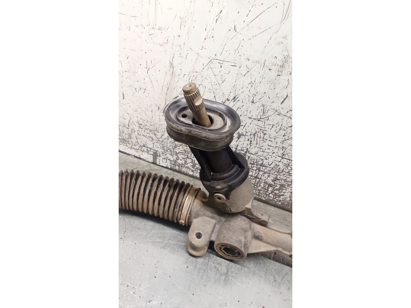 Recambio de cremallera direccion para skoda rapid (nh3, nk3, nk6) 1.6 tdi referencia OEM IAM 6C1423057J 6820000244 12
