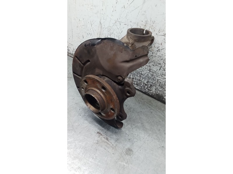 Recambio de mangueta delantera derecha para skoda rapid (nh3, nk3, nk6) 1.6 tdi referencia OEM IAM   12