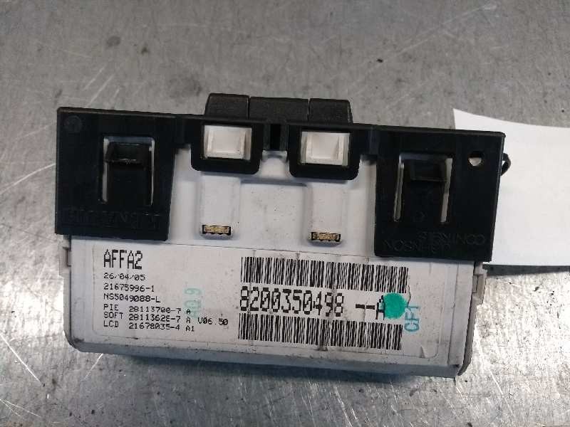 Recambio de pantalla multifuncion para renault megane ii berlina 5p confort dynamique referencia OEM IAM 8200350498A  