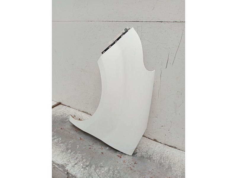 Recambio de aleta delantera izquierda para fiat doblo cargo (263_) 1.3 d multijet referencia OEM IAM   