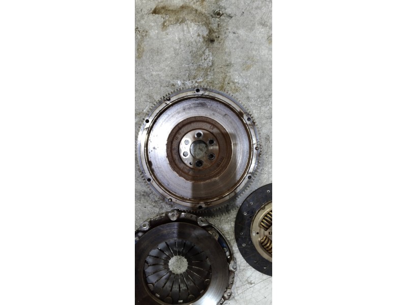 Recambio de kit embrague para volkswagen caddy ka/kb (2k) furg. referencia OEM IAM   