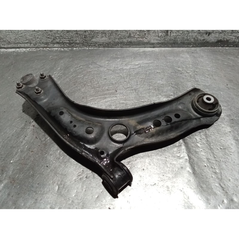 Recambio de brazo suspension inferior delantero izquierdo para audi a3 sportback (8va) ambiente referencia OEM IAM   