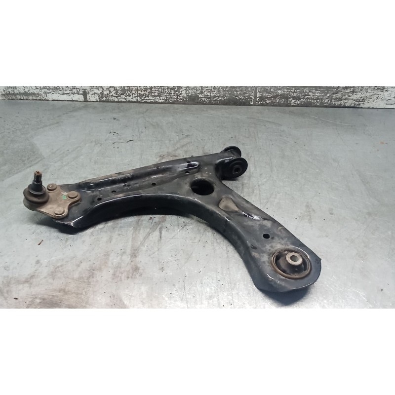 Recambio de brazo suspension inferior delantero izquierdo para skoda rapid (nh3, nk3, nk6) 1.6 tdi referencia OEM IAM 6R0407151F