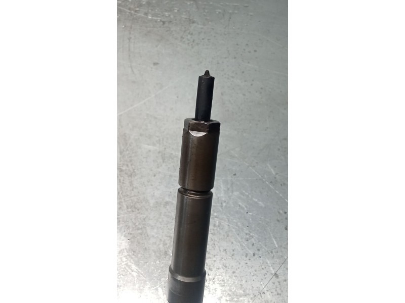 Recambio de inyector para fiat doblo cargo (263_) 1.3 d multijet referencia OEM IAM 0445110351  BOSCH