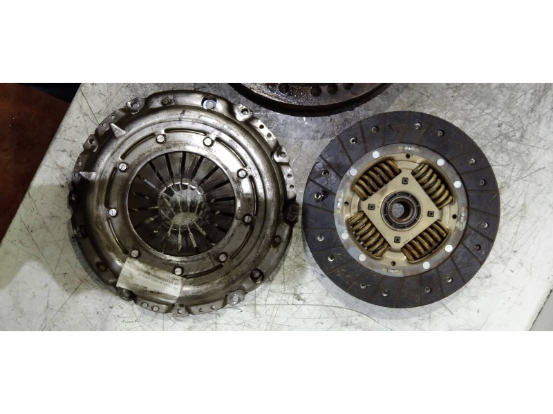 Recambio de kit embrague para volkswagen caddy ka/kb (2k) furg. referencia OEM IAM   