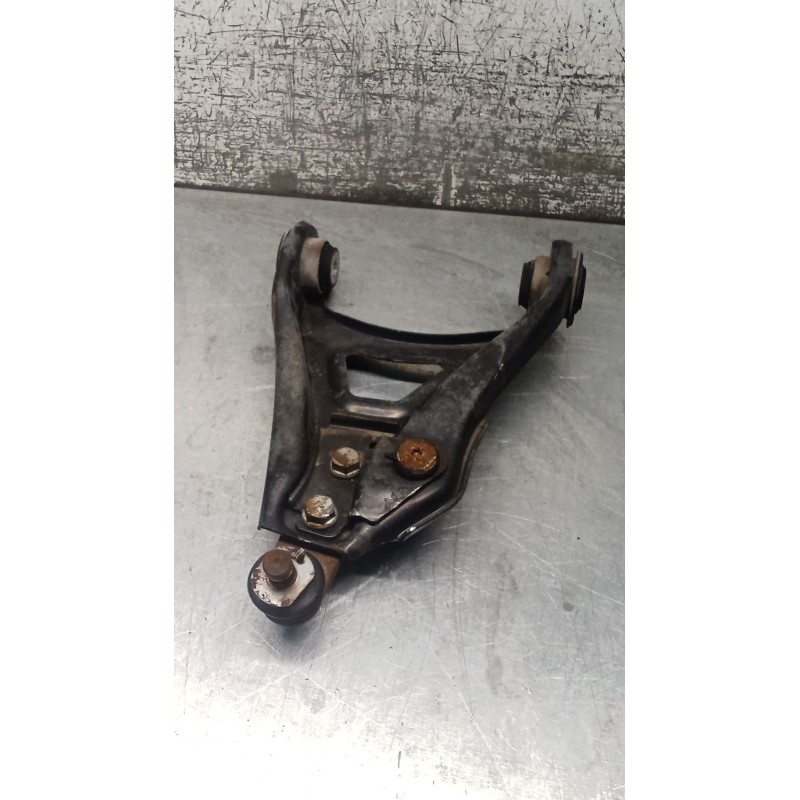 Recambio de brazo suspension inferior delantero izquierdo para renault clio ii (bb_, cb_) 1.2 16v (bb05, bb0w, bb11, bb27, bb2t,