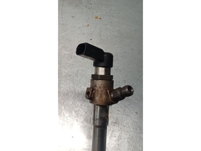Recambio de inyector para skoda rapid (nh3, nk3, nk6) 1.6 tdi referencia OEM IAM 03L130277B  CONTINENTAL
