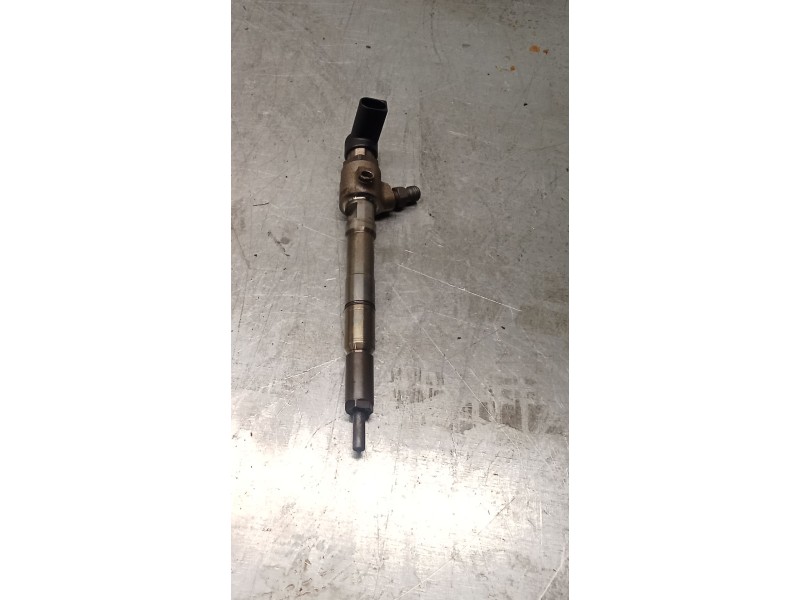 Recambio de inyector para skoda rapid (nh3, nk3, nk6) 1.6 tdi referencia OEM IAM 03L130277B  CONTINENTAL