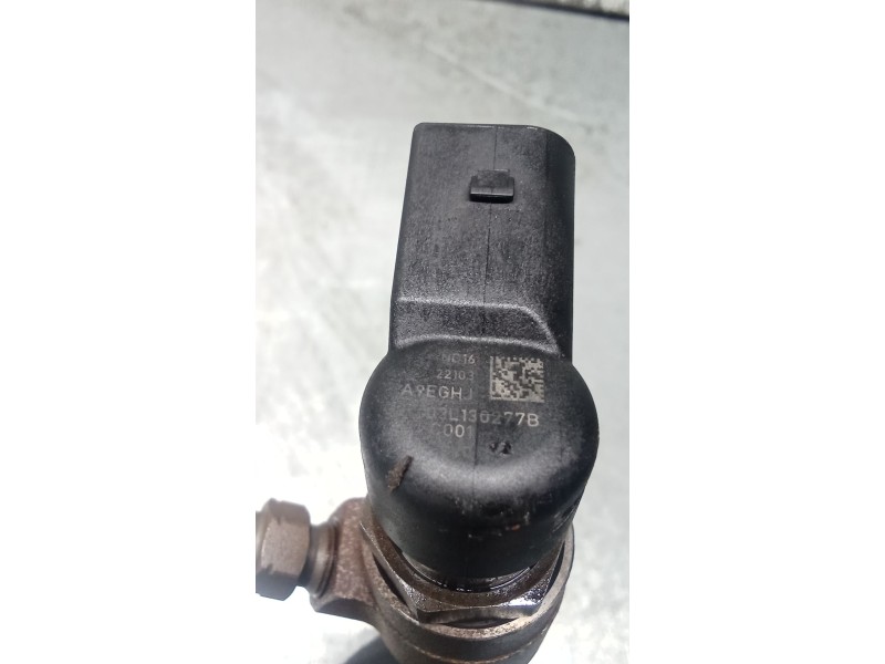 Recambio de inyector para skoda rapid (nh3, nk3, nk6) 1.6 tdi referencia OEM IAM 03L130277B  CONTINENTAL
