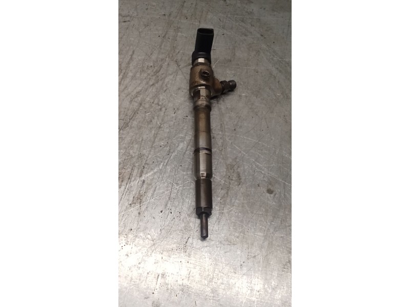 Recambio de inyector para skoda rapid (nh3, nk3, nk6) 1.6 tdi referencia OEM IAM 03L130277B  CONTINENTAL