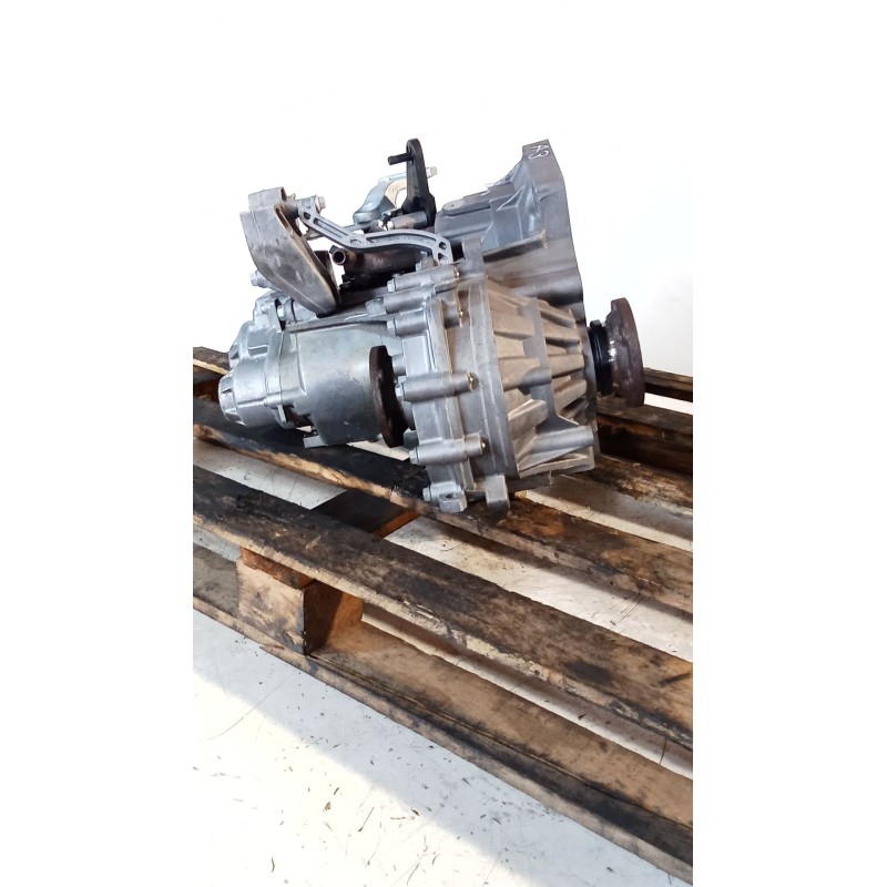 Recambio de caja cambios para audi a3 sportback (8va) ambiente referencia OEM IAM PTU 6V 21035 37 4473