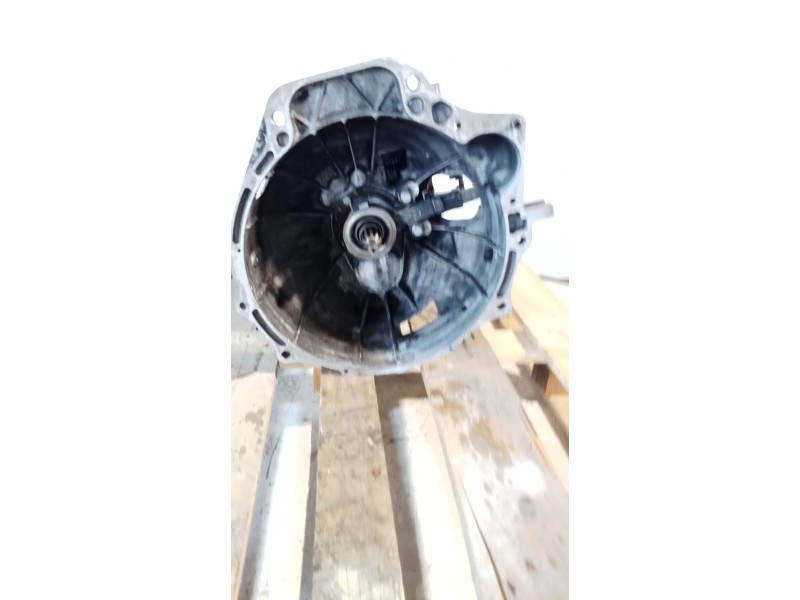 Recambio de caja cambios para iveco daily iii furgoneta 35 s 11 v,35 c 11 v referencia OEM IAM 5S200 29F00 5V 8869118 7092076