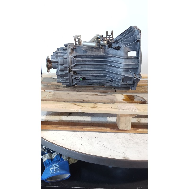Recambio de caja cambios para iveco daily iii furgoneta 35 s 11 v,35 c 11 v referencia OEM IAM 5S200 29F00 5V 8869118 7092076