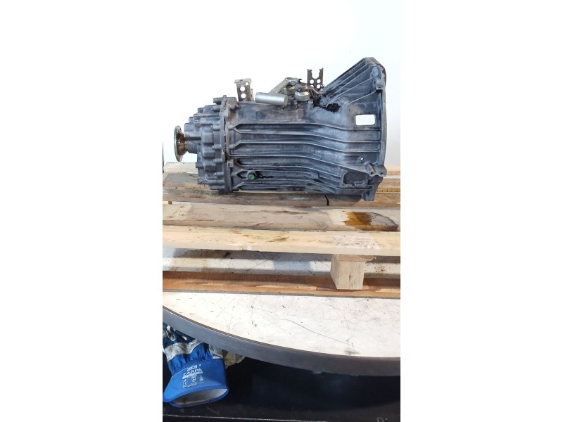 Recambio de caja cambios para iveco daily iii furgoneta 35 s 11 v,35 c 11 v referencia OEM IAM 5S200 29F00 5V 8869118 7092076