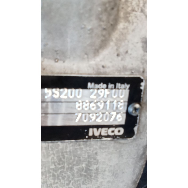 Recambio de caja cambios para iveco daily iii furgoneta 35 s 11 v,35 c 11 v referencia OEM IAM 5S200 29F00 5V 8869118 7092076