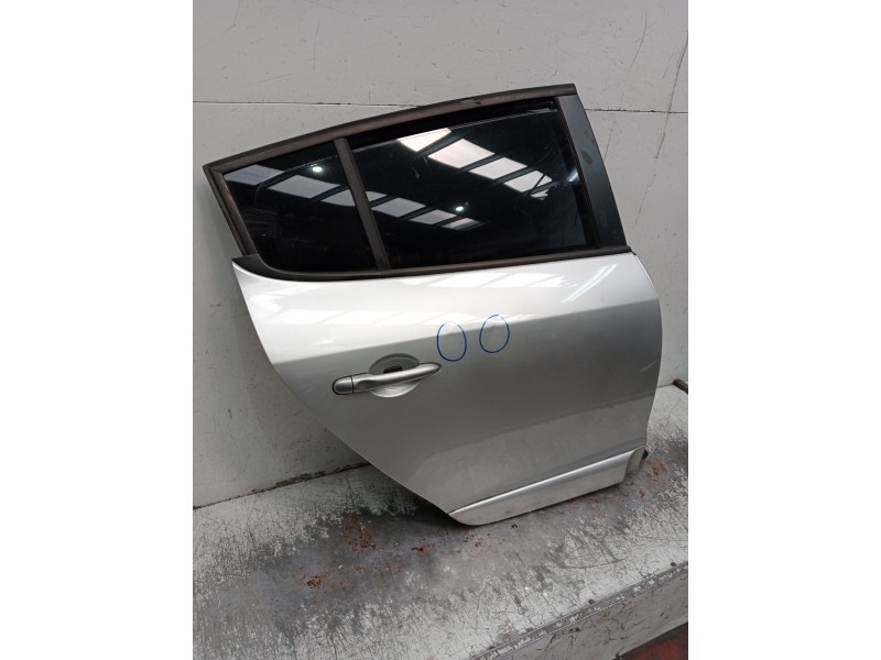 Recambio de puerta trasera derecha para renault megane iii hatchback (bz0/1_, b3_) 1.5 dci (bz09, bz0d, bz1w, bz29, bz14) refere