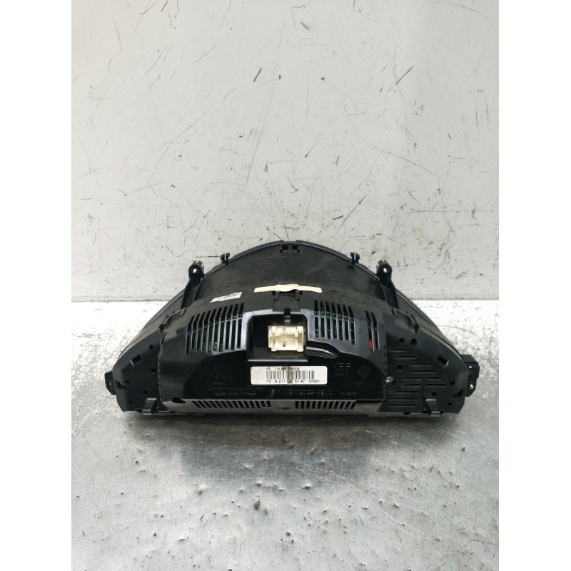 Recambio de cuadro instrumentos para mercedes-benz clase e (w211) e 280 cdi (211.020) referencia OEM IAM A2115405747 11008029201