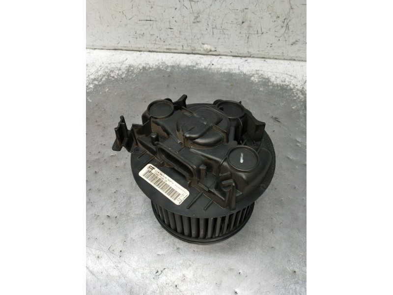 Recambio de motor calefaccion para nissan micra iii (k12) 1.2 16v referencia OEM IAM F667217D  2003