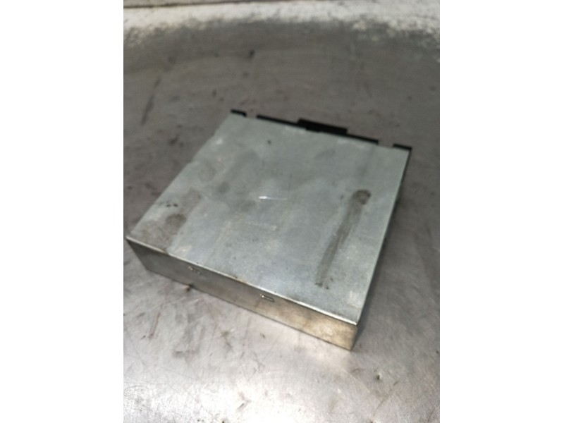 Recambio de modulo electronico para bmw 1 coupé (e82) 123 d referencia OEM IAM 6142912708801 8ES00947920 2003