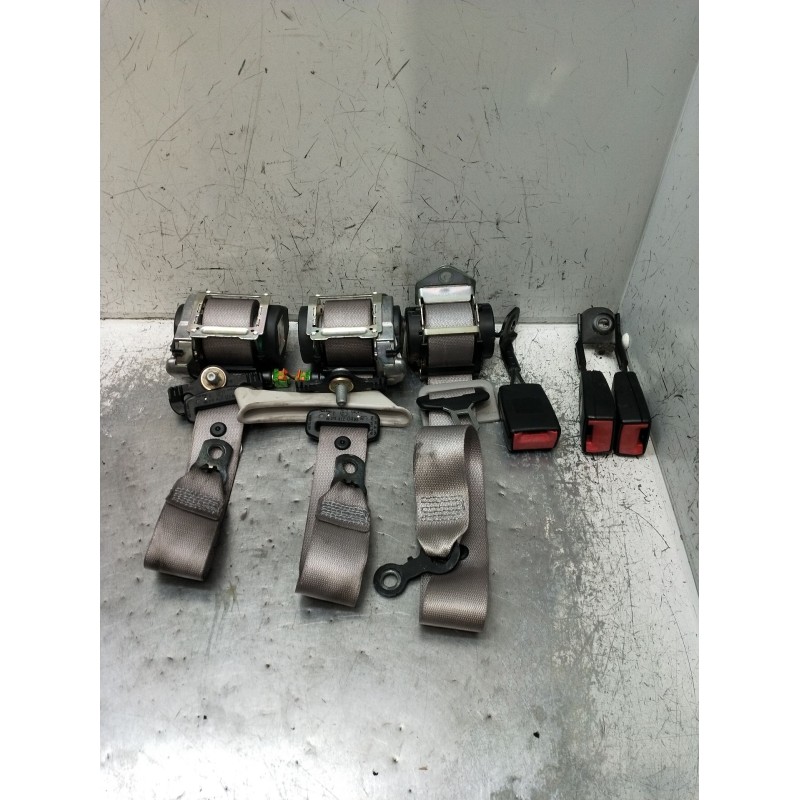 Recambio de juego cinturones trasero para mercedes-benz clase e (w211) e 280 cdi (211.020) referencia OEM IAM  4P 2002