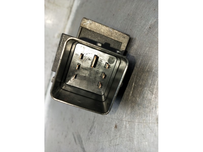 Recambio de caja precalentamiento para citroën c3 pluriel (hb_) 1.4 hdi referencia OEM IAM 9640469680  2003