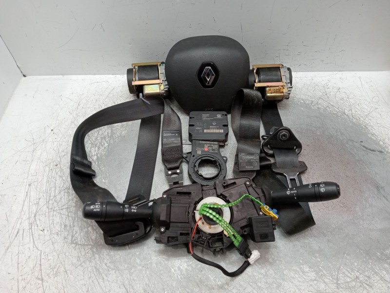 Recambio de kit airbag para renault clio iv 1.5 dci diesel fap referencia OEM IAM   