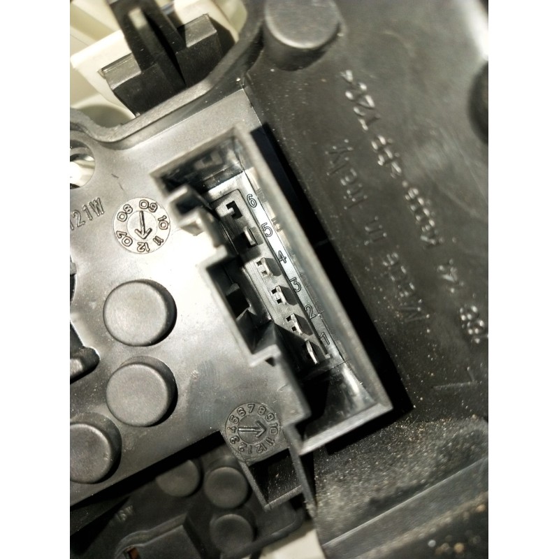 Recambio de piloto trasero izquierdo para bmw 1 coupé (e82) 123 d referencia OEM IAM  OJO VER FOTOS 2007