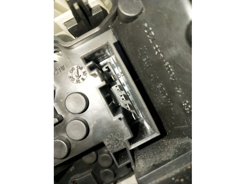 Recambio de piloto trasero izquierdo para bmw 1 coupé (e82) 123 d referencia OEM IAM  OJO VER FOTOS 2007