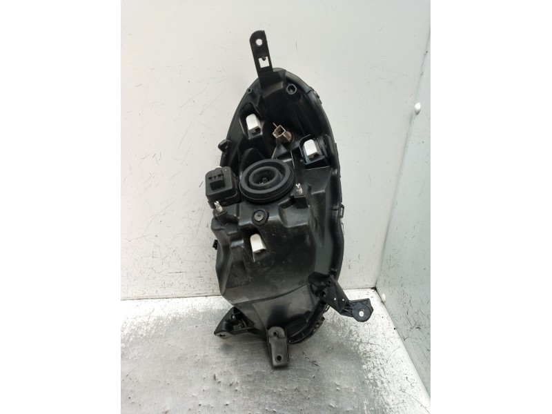Recambio de faro derecho para nissan micra iii (k12) 1.2 16v referencia OEM IAM   2003