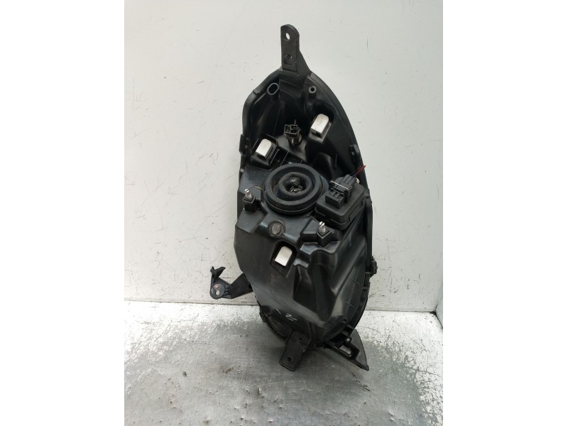 Recambio de faro izquierdo para nissan micra iii (k12) 1.2 16v referencia OEM IAM   2003