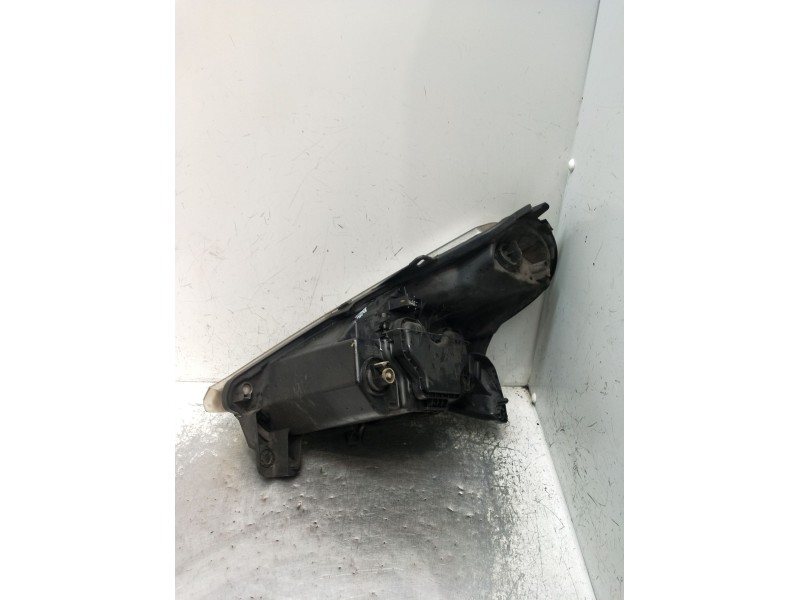 Recambio de faro derecho para citroën c3 pluriel (hb_) 1.4 hdi referencia OEM IAM   2003