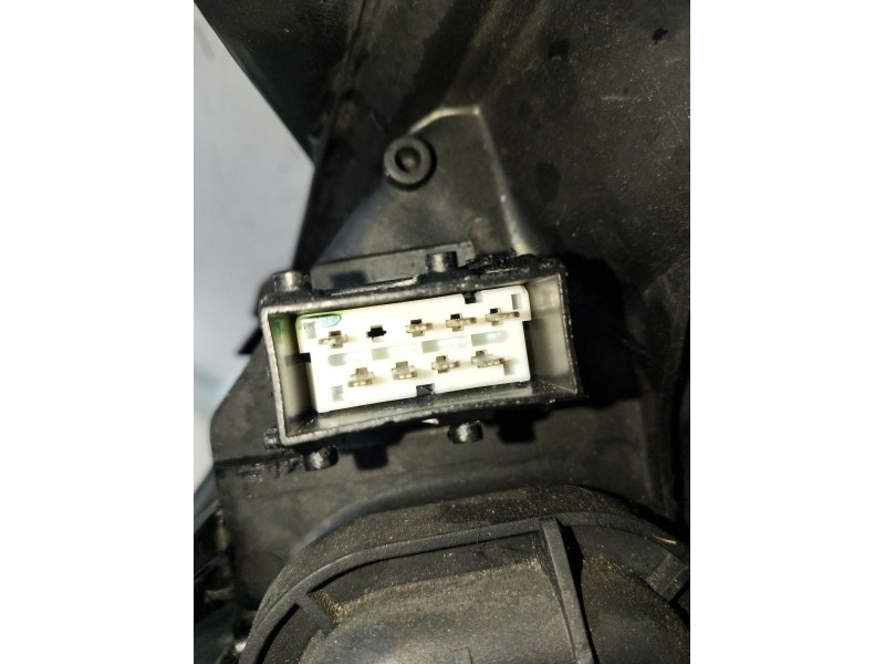 Recambio de faro derecho para citroën c3 pluriel (hb_) 1.4 hdi referencia OEM IAM   2003