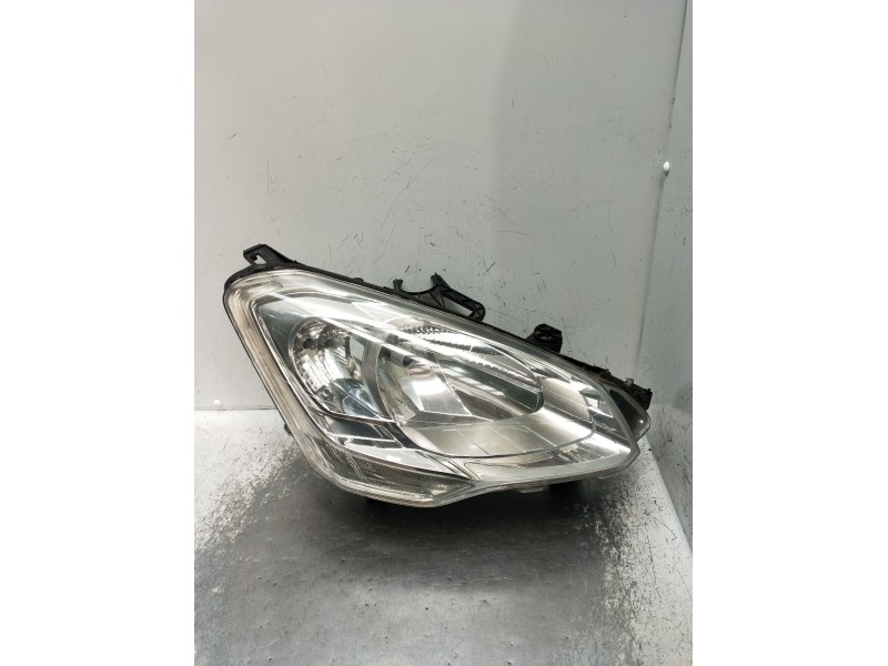 Recambio de faro derecho para citroën berlingo furgoneta/monovolumen (b9) 1.6 hdi / bluehdi 75 referencia OEM IAM 9682828180 893