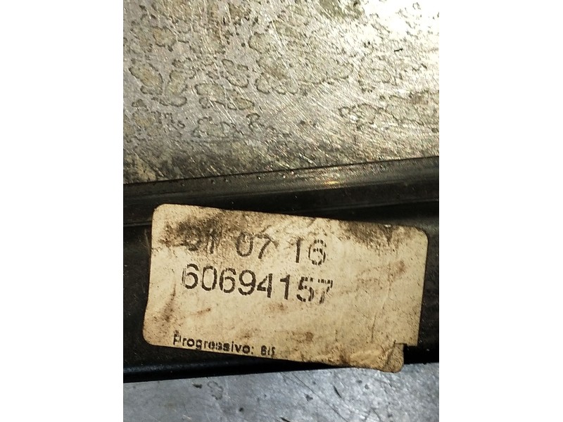 Recambio de elevalunas delantero derecho para alfa romeo spider (177) 2.4 jtd 20v referencia OEM IAM 60694157 2P 2006