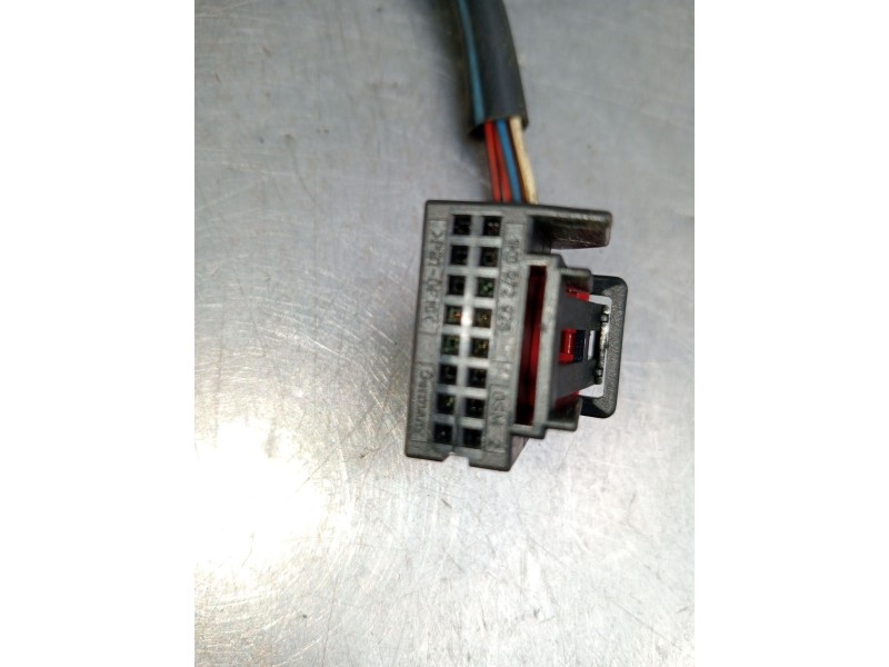 Recambio de retrovisor izquierdo para volkswagen golf v berlina (1k1) referencia OEM IAM  ELÉCTRICO 2003