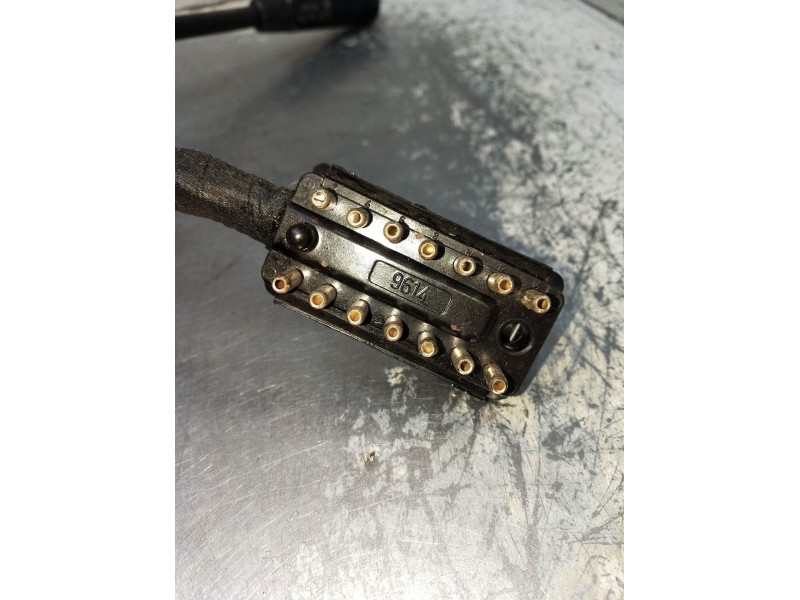 Recambio de mando limpia para mercedes-benz clase s (w126) berlina+coupe se 280 referencia OEM IAM   1980