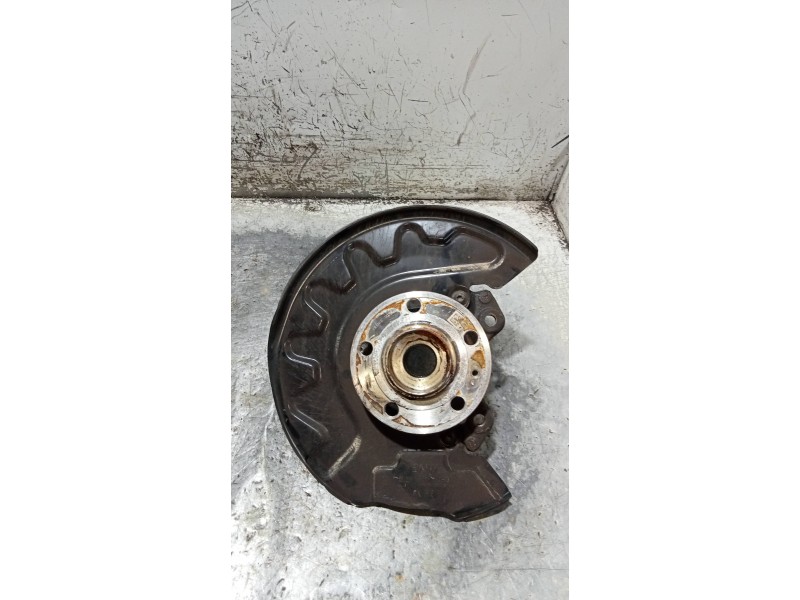 Recambio de mangueta delantera derecha para skoda fabia 1.0 tsi referencia OEM IAM   