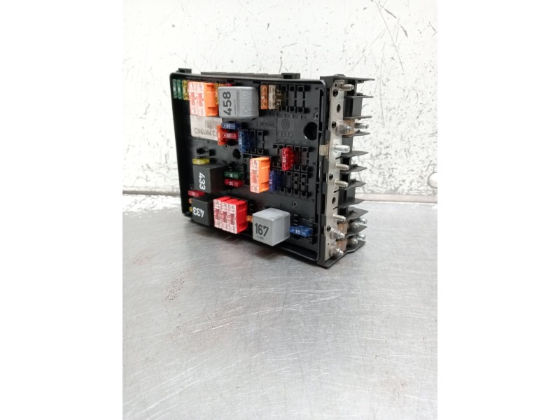 Recambio de caja reles / fusibles para volkswagen golf v berlina (1k1) referencia OEM IAM 1K0937124K  2003