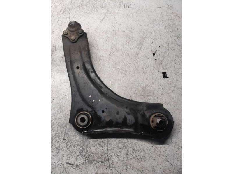 Recambio de brazo suspension inferior delantero izquierdo para renault scenic iii authentique referencia OEM IAM   