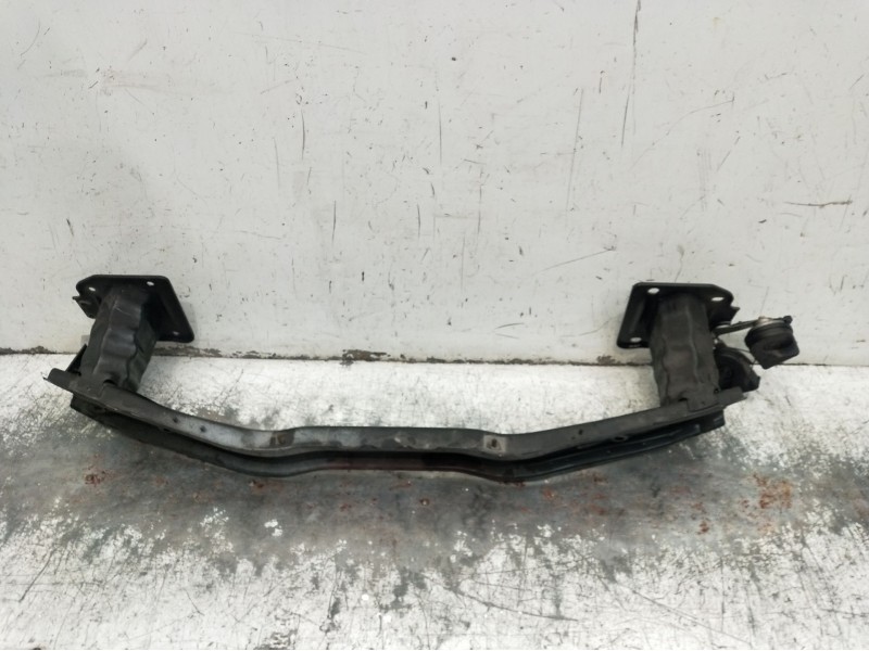 Recambio de refuerzo paragolpes delantero para alfa romeo spider (177) 2.4 jtd 20v referencia OEM IAM   2006