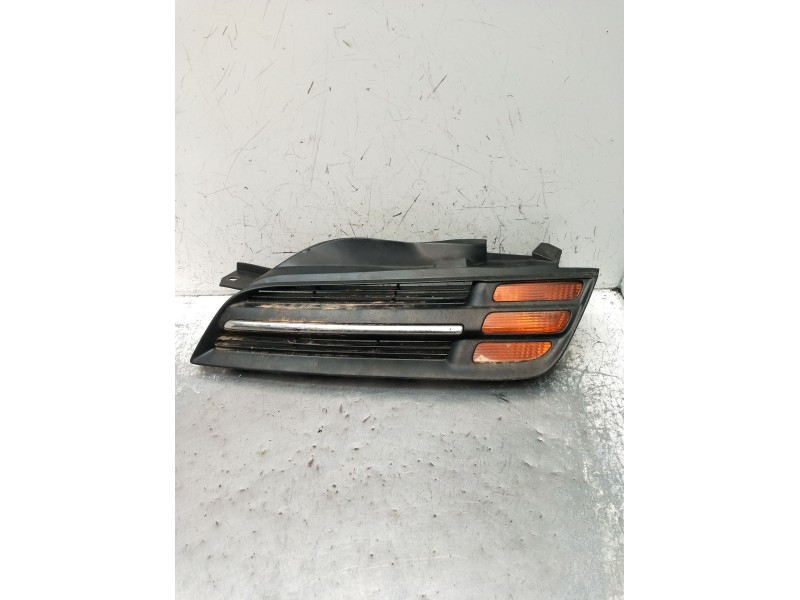 Recambio de rejilla delantera para nissan micra iii (k12) 1.2 16v referencia OEM IAM  IZQUIERDA 2003