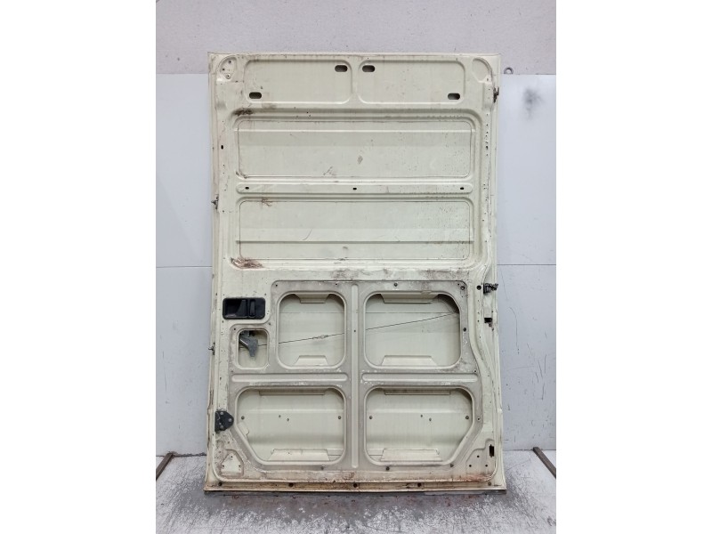 Recambio de puerta lateral corredera derecha para iveco daily iii furgoneta 35 s 11 v,35 c 11 v referencia OEM IAM  5P 