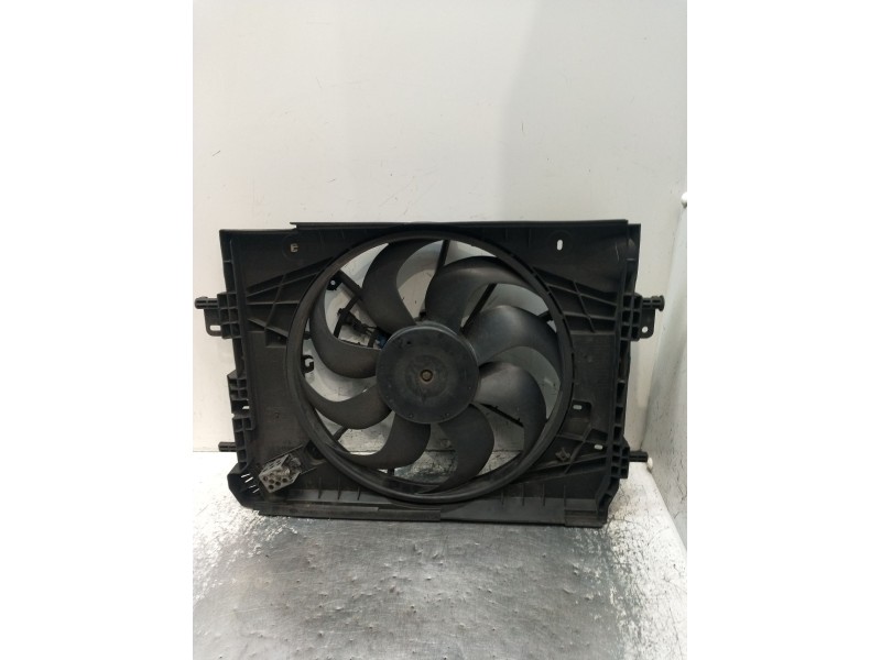 Recambio de electroventilador para dacia sandero ii (b8_) tce 90 (b8m1, b8ma) referencia OEM IAM 214818009R  2012