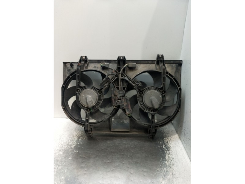 Recambio de electroventilador para nissan serena (c23) 2.3 d referencia OEM IAM 214109C0D6 025880 1992