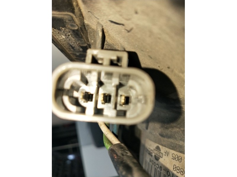 Recambio de electroventilador para nissan serena (c23) 2.3 d referencia OEM IAM 214109C0D6 025880 1992