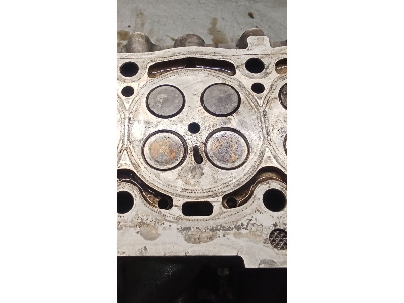 Recambio de culata para ford kuga (cbs) titanium referencia OEM IAM 9688418110  UFMA