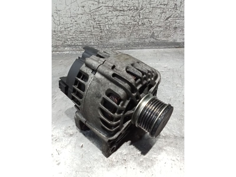Recambio de alternador para renault megane iii hatchback (bz0/1_, b3_) 1.5 dci (bz09, bz0d, bz1w, bz29, bz14) referencia OEM IAM