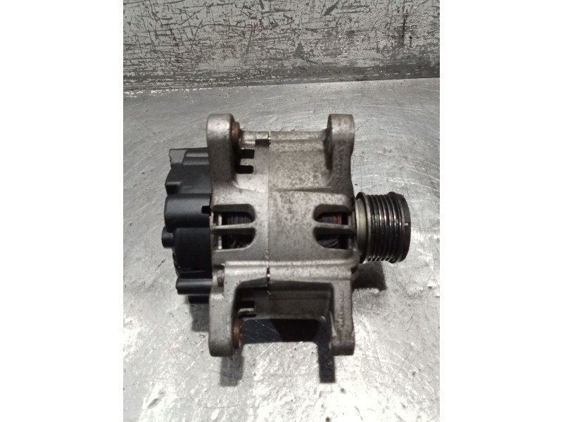 Recambio de alternador para renault megane iii hatchback (bz0/1_, b3_) 1.5 dci (bz09, bz0d, bz1w, bz29, bz14) referencia OEM IAM