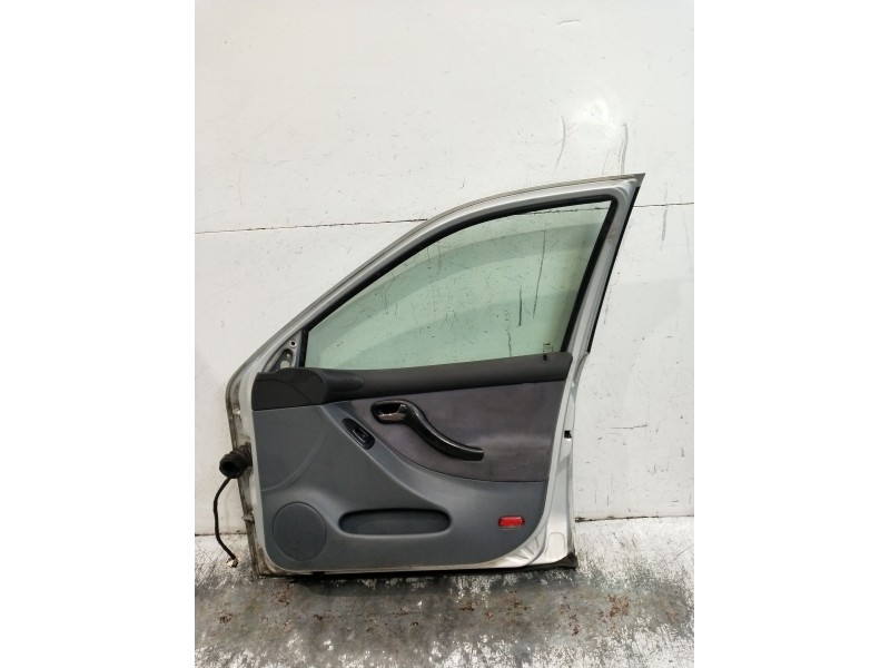 Recambio de puerta delantera derecha para seat toledo i (1l2) 1.9 tdi referencia OEM IAM  5P 1999